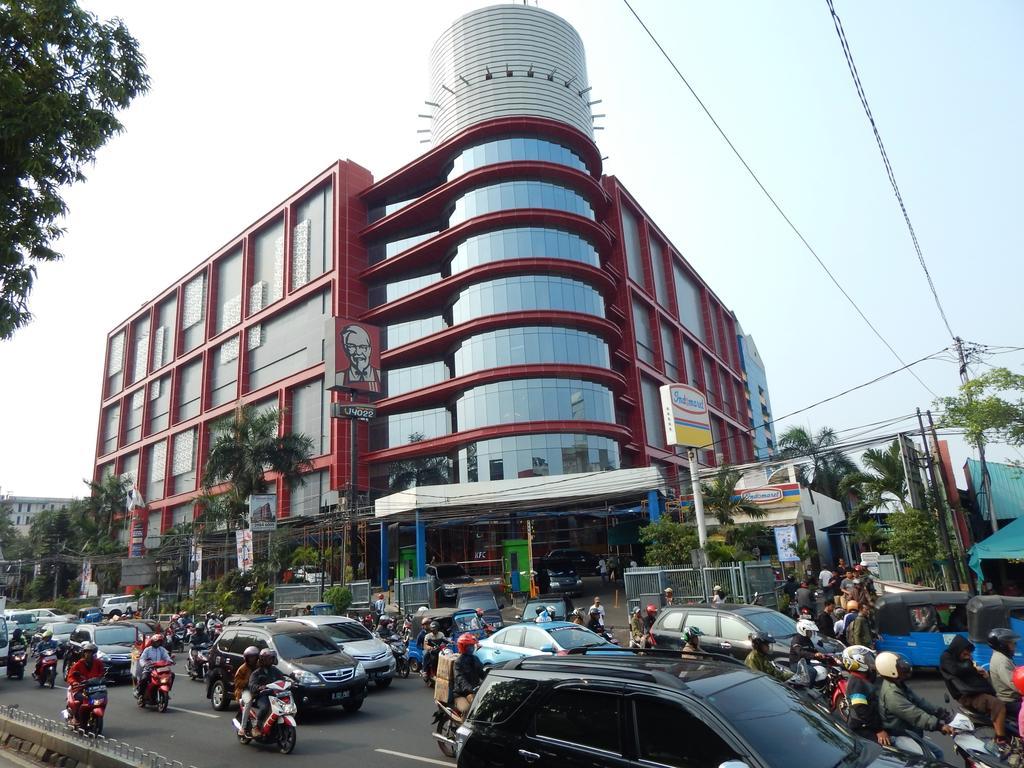 Amaris Hotel Senen Jakarta Extérieur photo